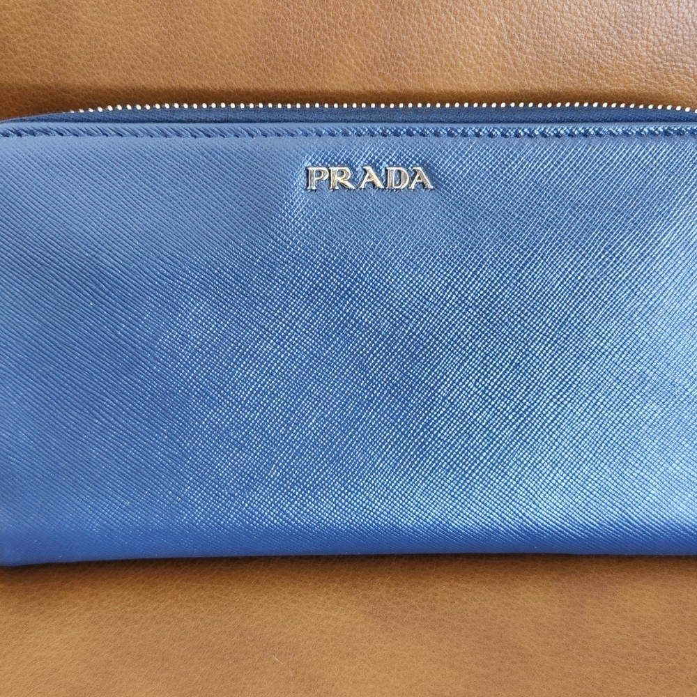 Prada Spring Pretty Blue Zip Around Wallet 2 Tone Color
